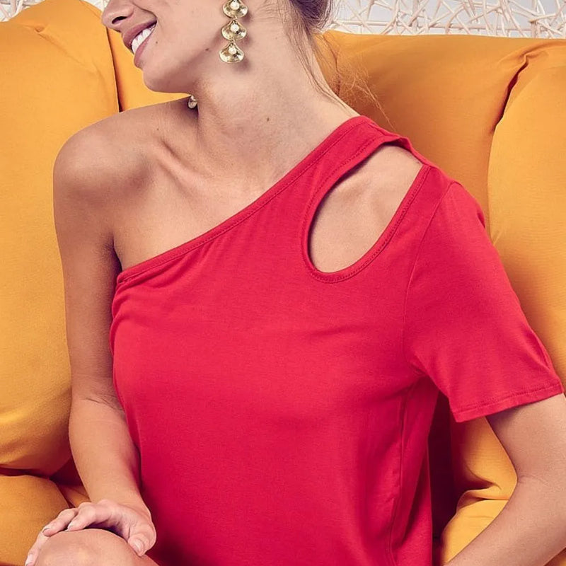 BiBi Cut Out Detailed One Shoulder Top in Red