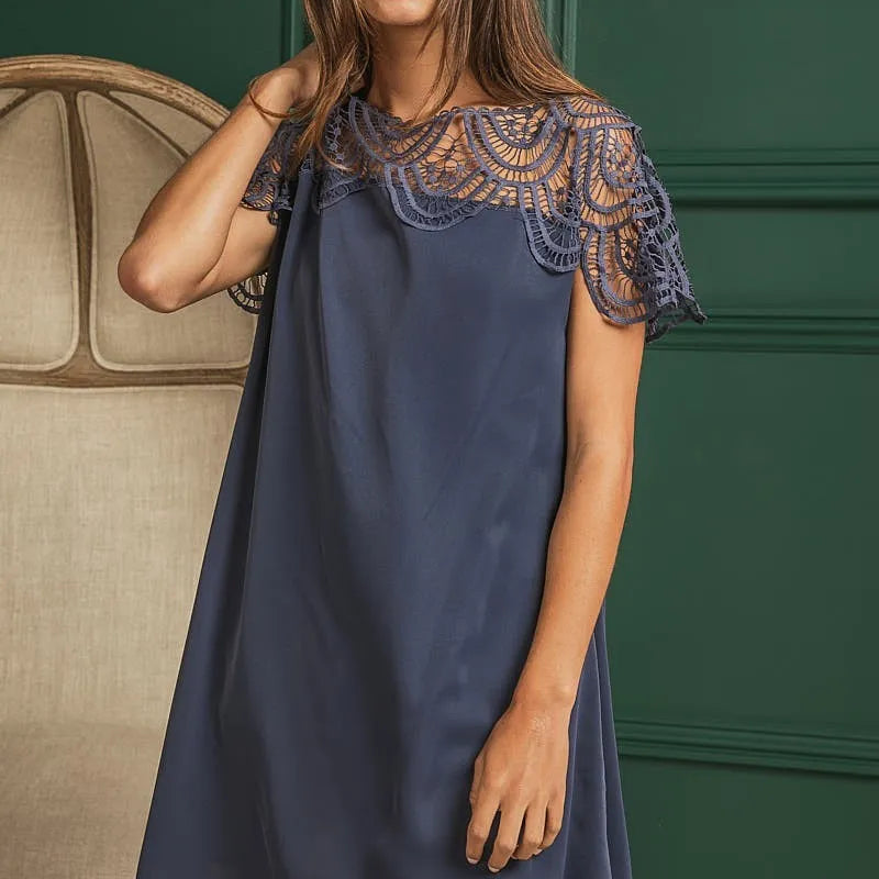 BiBi Crochet Lace Yoke Detailed Wrinkled Dress