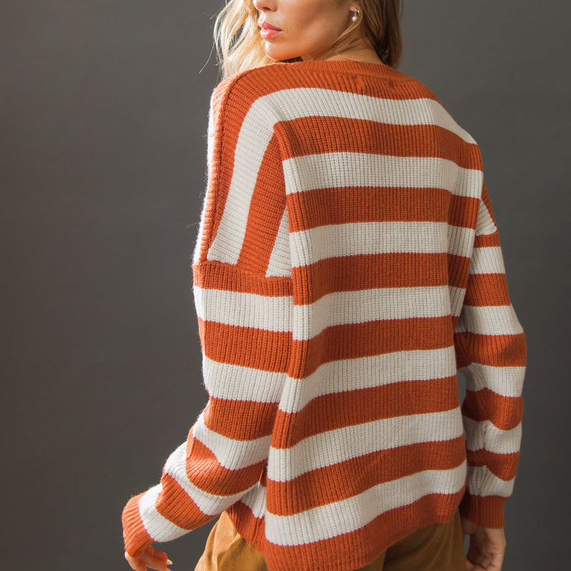 BEYOND THE HORIZON SWEATER TOP