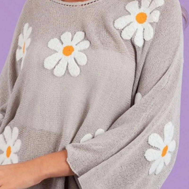 BiBi Flower Embroidery Loose Fit Knit Top