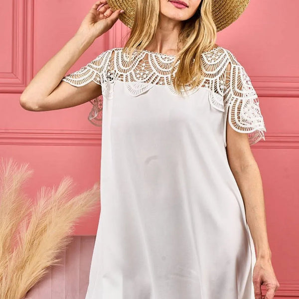 BiBi Crochet Lace Yoke Detailed Wrinkled Top